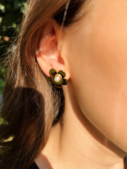 Flower Stud Earring