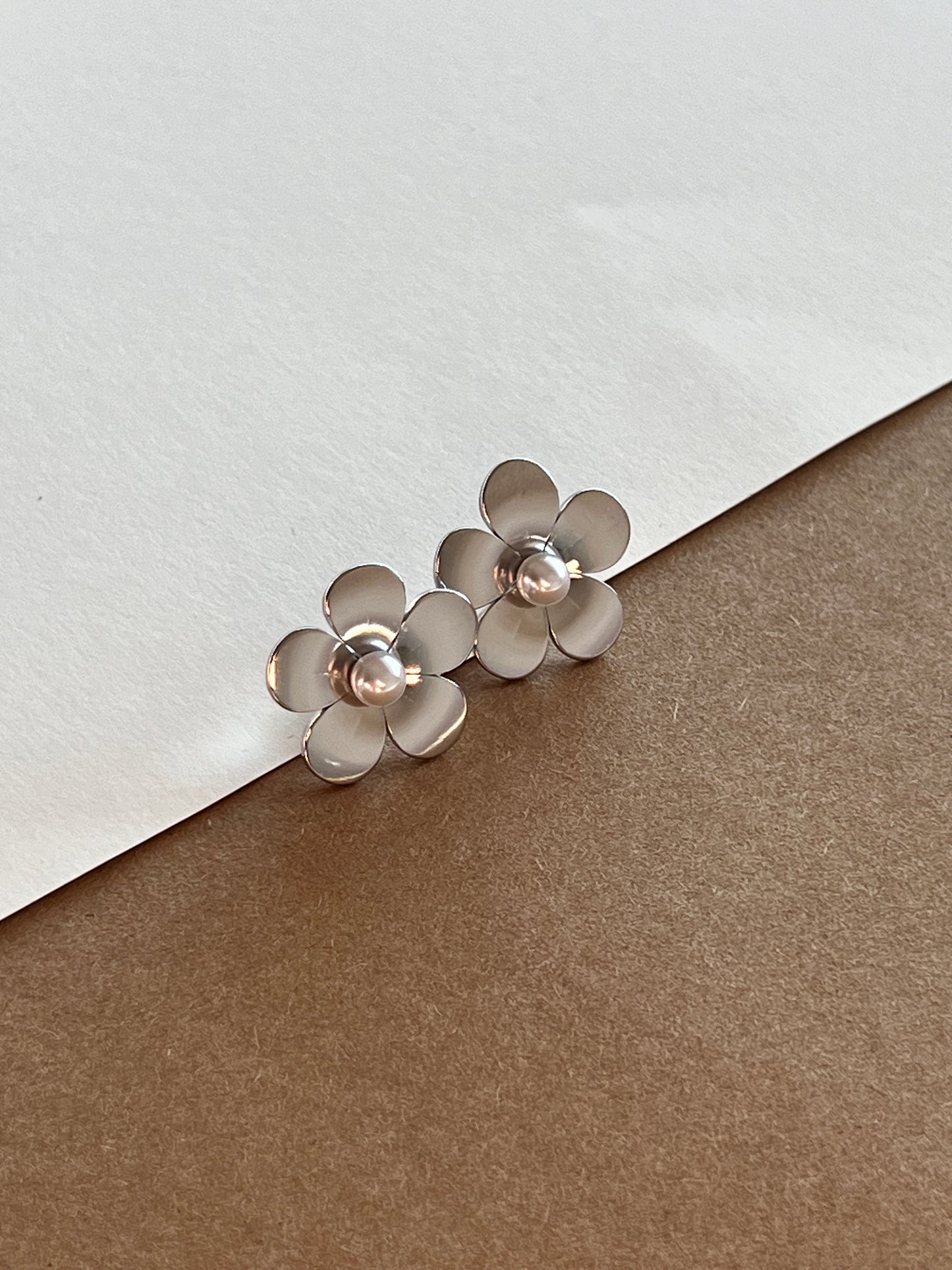 Flower Stud Earring